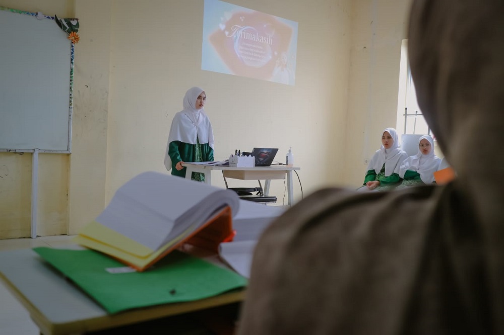 Sidang Makalah Karya Tulis Santri Kelas Xii Pesantren Persatuan Islam